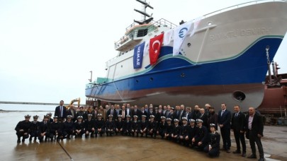 Yenilenen "DENAR-1" Bilimsel Araştırma Gemisi,  KTÜ'ye teslim edildi