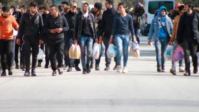 Yok artık! Bakan Derya Yanık,  Türkiye'nin sığınmacılar için harcadığı parayı açıkladı: Dudak uçuklattı