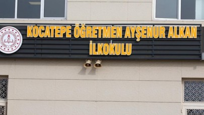 Şehit öğretmen Ayşenur Alkan'ın adı görev yaptığı okula verildi