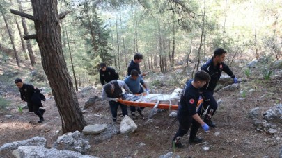 Alanya'da dün kaybolan Elif Emeksiz bugün ölü bulundu