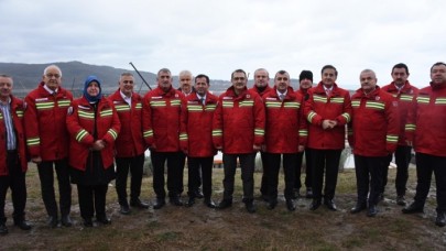 Bakan Dönmez: Kendi gazımızı insanımızla buluşturmak için geriye sayım başladı