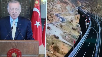 Cumhurbaşkanı Erdoğan,  Bitlis Çayı Viyadüğü ve Bağlantı Yolları Açılış Töreni'ne canlı bağlantı ile katıldı