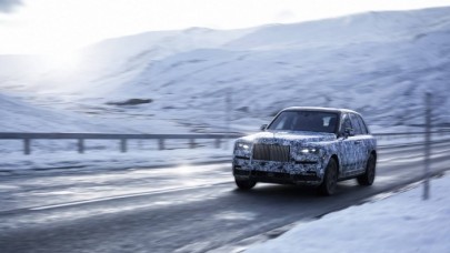 Dünya devi Rolls-Royce,  Türkiye'ye getireceği otomobillerin tümünü 2023'e girmeden sattı