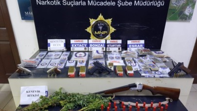 Mersin'de uyuşturucu operasyonunda 23 zanlı yakalandı