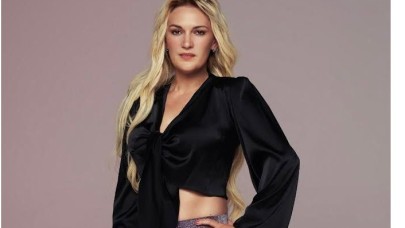 Nil Gülcan Yeni Şarkısı Sevenleri ile Buluşuyor