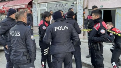 Para için canından oluyordu: Erzurum'da bıçaklı kavga!