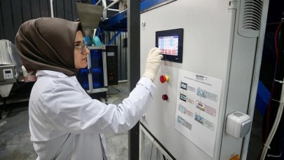 Üniversite-sanayi işbirliğiyle tekstil kimyasalları üretip ithalatın önüne geçtiler