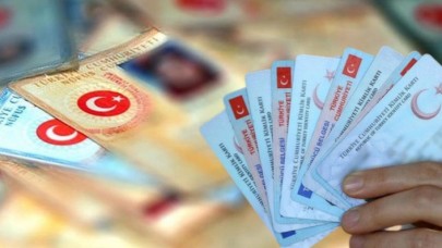 Yeni kimlik kartı olmayanlara kötü haber: O kurumlar artık işlem yapamayacak!