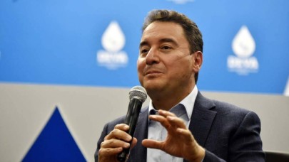 Anayasa'nın 66. maddesindeki "Türk" ifadesi Babacan'ı rahatsız etti