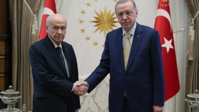 Bahçeli "Mayısta bu işi bitirelim" dedi,  AK Parti'den ilk yanıt geldi