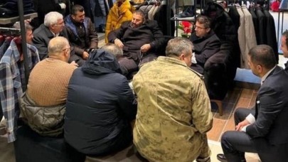 Binali Yıldırım'ın oğluyla fotoğrafı tartışma yaratan vali,  sessizliğini bozdu