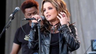 Elvis Presley'in tek çocuğu olan Lisa Marie Presley öldü