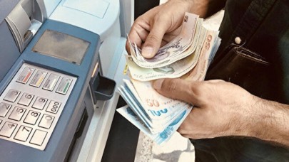 Emekli maaşları ve bayram ikramiyeleriyle ilgili flaş gelişme