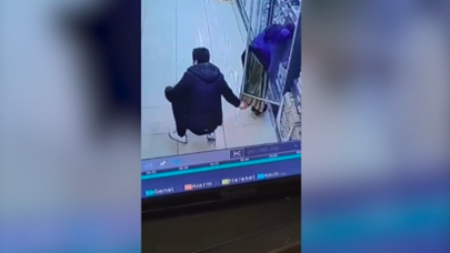 Kadınların etek altı görüntülerini çeken sapık,  komiser çıktı!