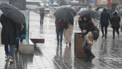 İstanbul’da yağmur sonrası gökyüzünde şaşırtan silüet! Herkes bu olayı konuşuyor