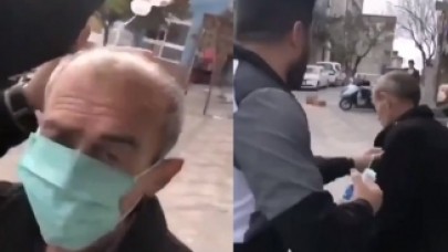 Bu kadarı terbiyesizlik: Yaşlı adama yaptıkları pes dedirtti!