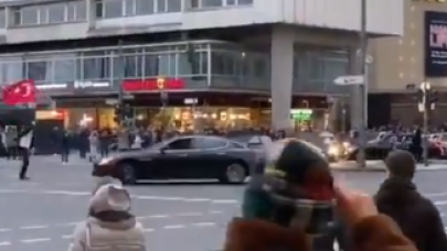 Almanya'daki Türklerin düğün konvoyu ülkenin gündemine oturdu!