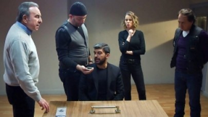 Arka Sokaklar dizisindeki o sahne büyük tepki çekti: Binlerce kişi İçişleri Bakanlığı'na seslendi!