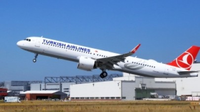 Türk Hava Yolları'na ait uçakta koronavirüs paniği: Acil iniş yaptı!