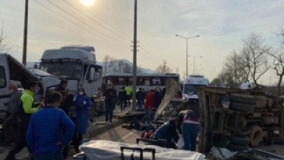 Bursa'da katliam gibi kaza: 3 ölü,  21 yaralı