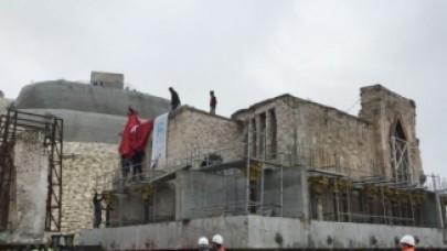 Hasankeyf'in 610 Yıllık Camisi 256 Tekerin Üzerinde