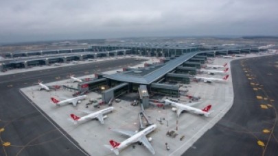 İstanbul Havalimanı'nda Uçuşlar Durdu: İniş ve Kalkışlar Yapılamıyor!