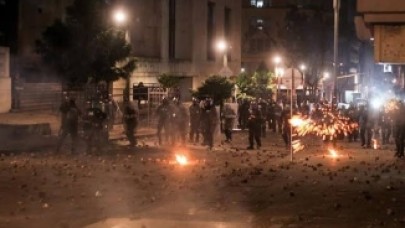 Kolombiya'da Göstericilerle Polis Çatıştı