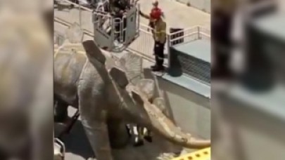 İspanya'da kayıp adamın cesedi dinozor heykelinin içinden çıktı