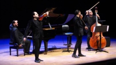 Janoska Ensemble İstanbul'da Konser Verdi