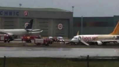 İstanbul'a İniş Yapan Uçak Pistten Çıktı: Uçuşlar Yapılamıyor!