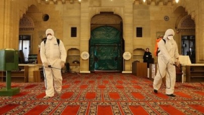 Diyanet'in cami kararına karşı çıkan cemaatten şok sözler!