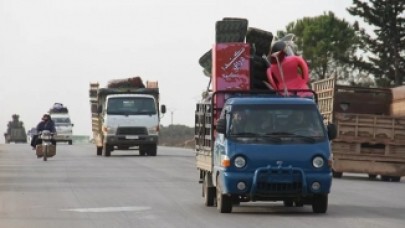 Avrupa'ya gitmek isteyen Suriyeliler Türkiye sınırlarına ilerliyor