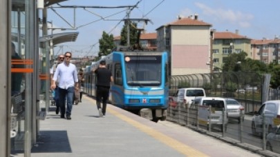 Topkapı - Mescid-i Selam tramvay hattının hali içler acısı