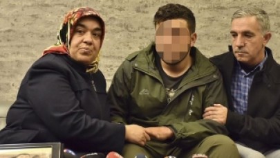 Hatice Anne 4 Yıllık Hasretin Ardından Oğlu İle Kucaklaştı