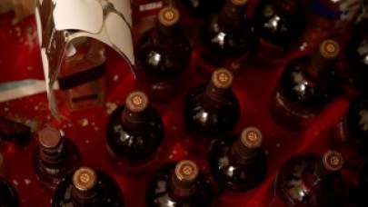 9 İlde 200 Tonun Üzerinde Sahte İçki Ele Geçirildi