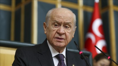 Bahçeli'den deprem bölgesine para yardımı. Bakın kaç lira bağışladı