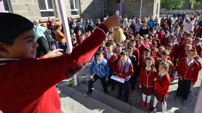 Hangi okullar açılacak? Bakan Mahmut Özer açıkladı