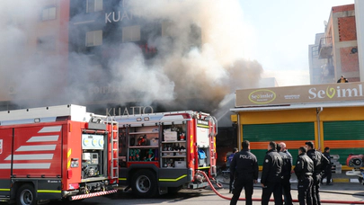 İzmir'de kozmetik mağazası yandı: Mustafa Yaşar Gümüş ve Tugay Bürücüler öldü