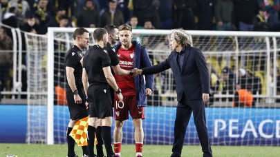 Fenerbahçe Sevilla'ya elendi,  Jesus küplere bindi: Ligde maçlar sahada kazanılmıyor