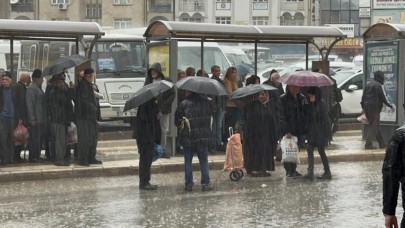 Meteorolojiden son dakika uyarısı: 4 bölge,  6 şehir için alarm verildi