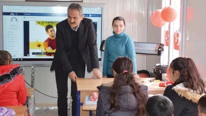 Okullar ne zaman tatil olacak? Bakan Özer açıkladı