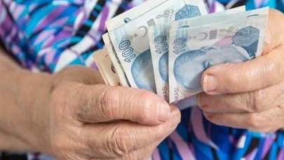 Emeklilerin bayram ikramiyesi ve maaş zamlarıyla ilgili flaş açıklama