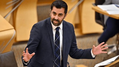 İskoçya'nın başbakanı müslüman Hamza Yusuf