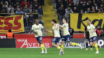 Ferdi inanılmaz bir gol attı,  Fenerbahçe Kayseri'de kazandı