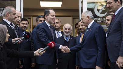 AK Parti,  Yeniden Refah Partisi'ni Cumhur İttifakı'na davet etti. Erbakan'dan flaş cevap