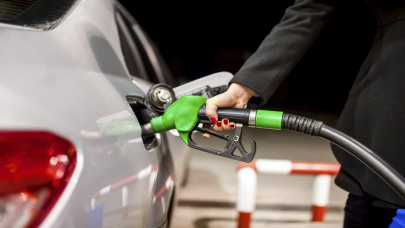 Araç sahipleri dikkat: Salı günü itibarıyla benzine indirim gelecek!