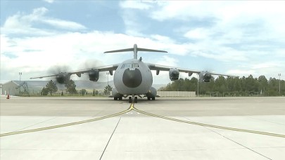 Böyle alçaklık olmaz: Türk uçağına ateş açıldı,  uçak iniş yaptı