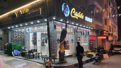 İzmir'de kıraathaneye saldırı: Mustafa Er öldü,  5 kişi yaralandı