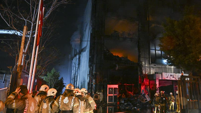 İstanbul'da halıcıda yangın çıktı