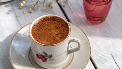 Bunu sakın yapmayın! Sabah aç karnına kahve içenler dikkat